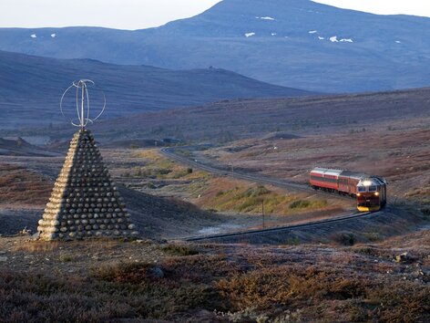 Nordlandsbahn am Polarkreis | © Rune-Fossum_www.nordnorge.com