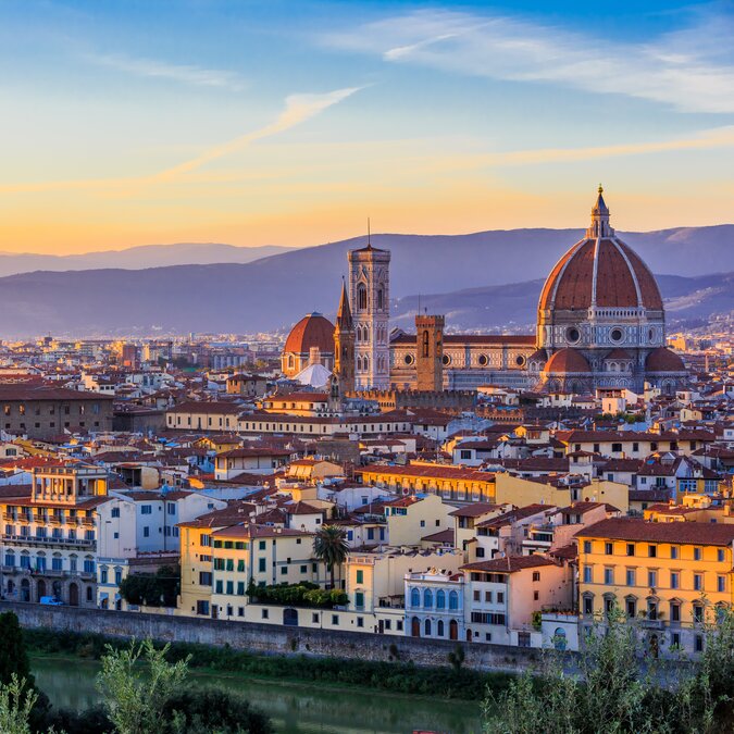 Aussicht auf Florenz nach Sonnenuntergang | © Shutterstock 230424784