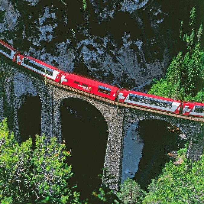 Glacier Express | © Rhätische Bahn swiss-image.ch/Christof Sonderegger
