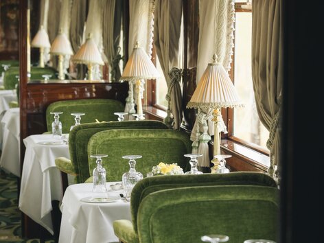 Restaurantwagen im Venice Simplon-Orient-Express | © Belmond