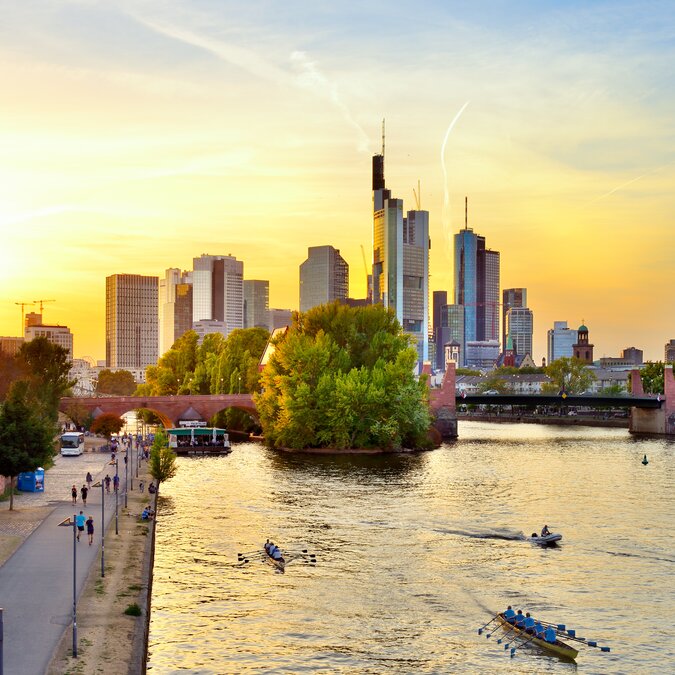 railtour_Frankfurt Städtereise | © DZT_Francesco Carovillano