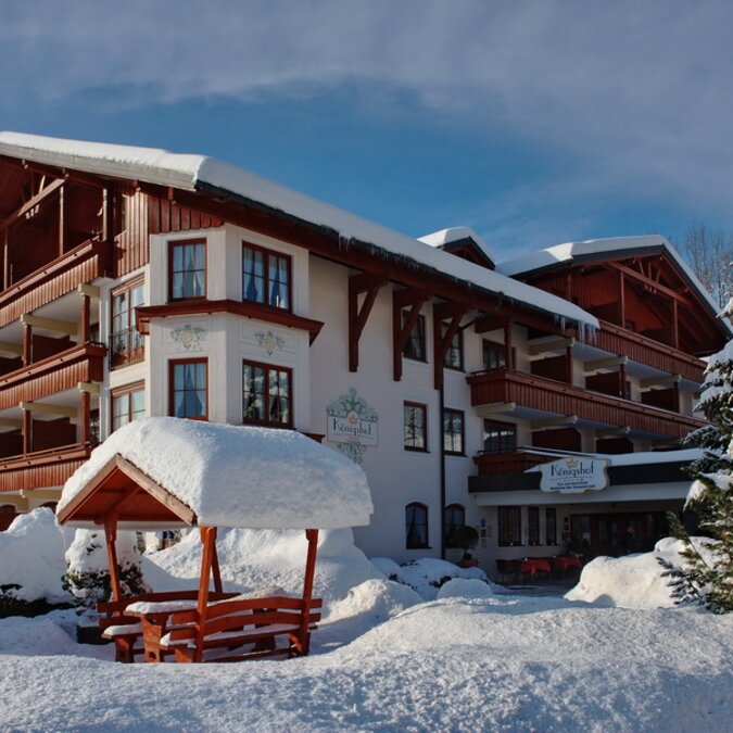 Hotel Königshof in Oberstaufen im Winter | © Königshof