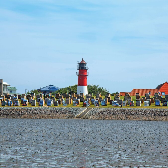 Leuchtturm in Büsum | © Shutterstock 674554708