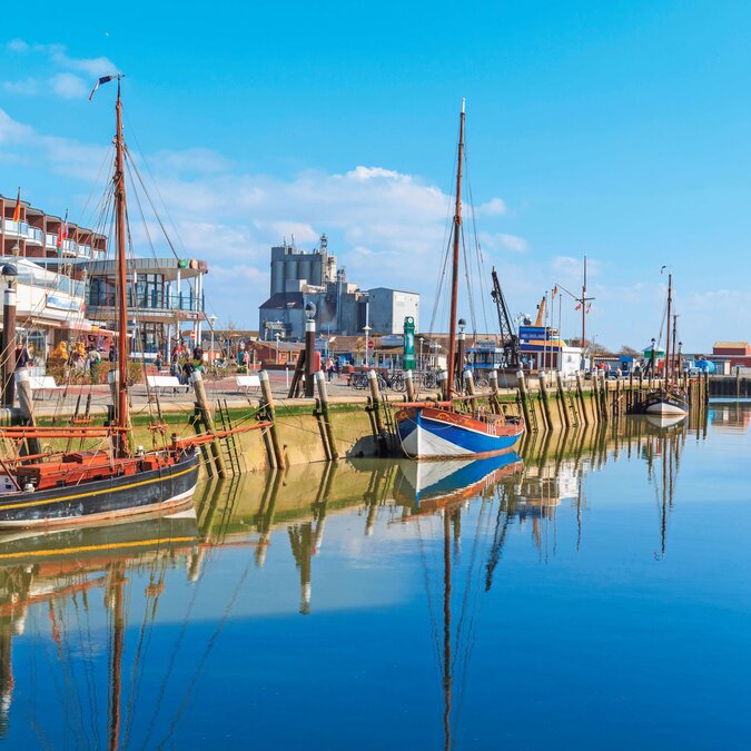 Der Hafen von Büsum an der Nordsee in Schleswig-Holstein