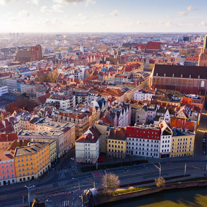 Luftbild der Stadt Breslau in Polen | © shutterstock_2417594057